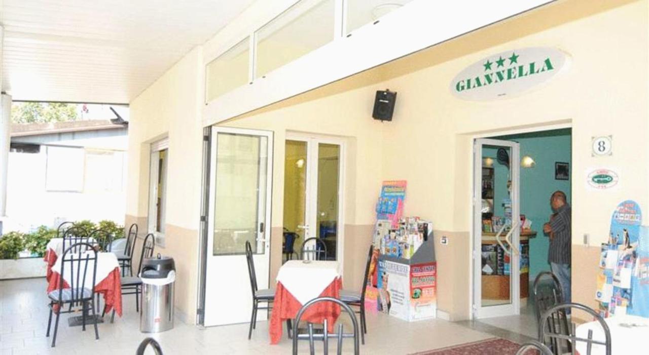 Hotel Giannella Rimini Kültér fotó