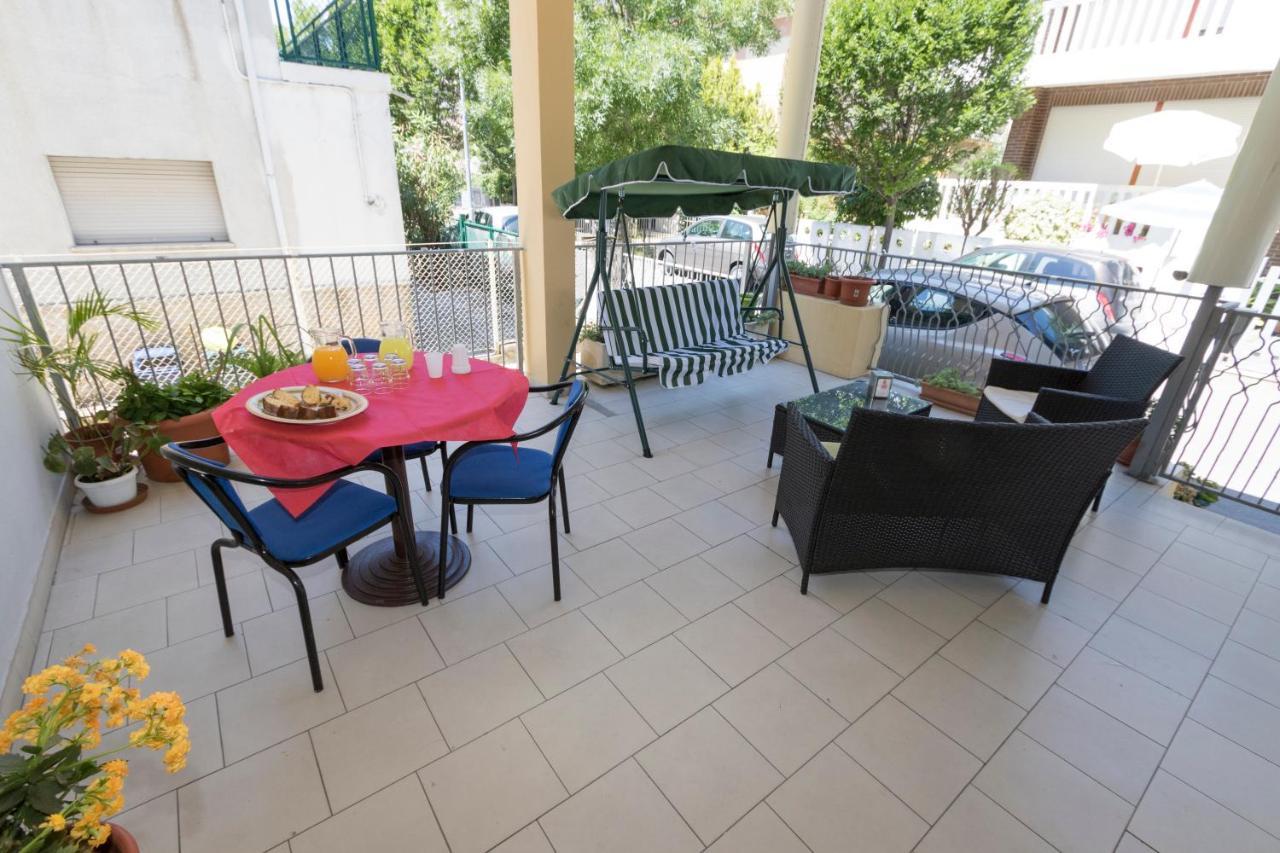 Hotel Giannella Rimini Kültér fotó